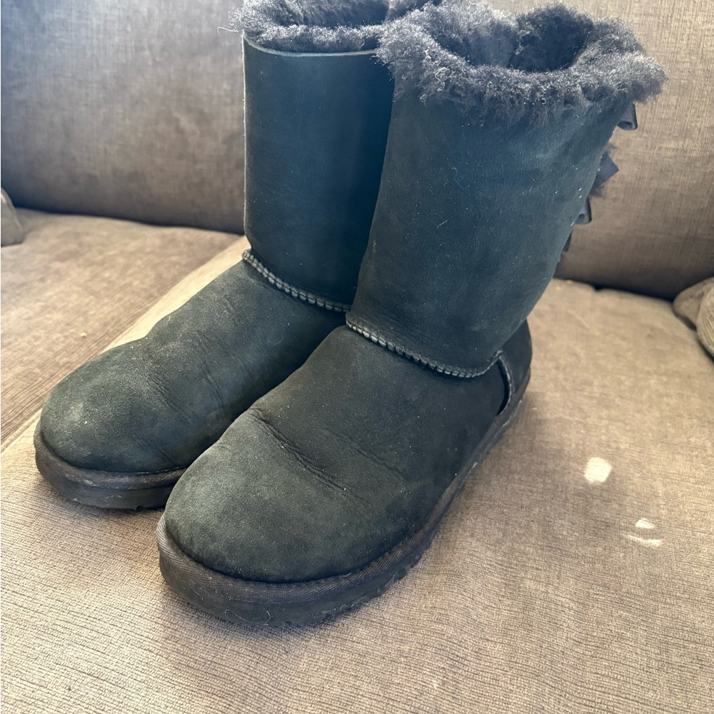 Women's Black Shearling Lined Winter Boots